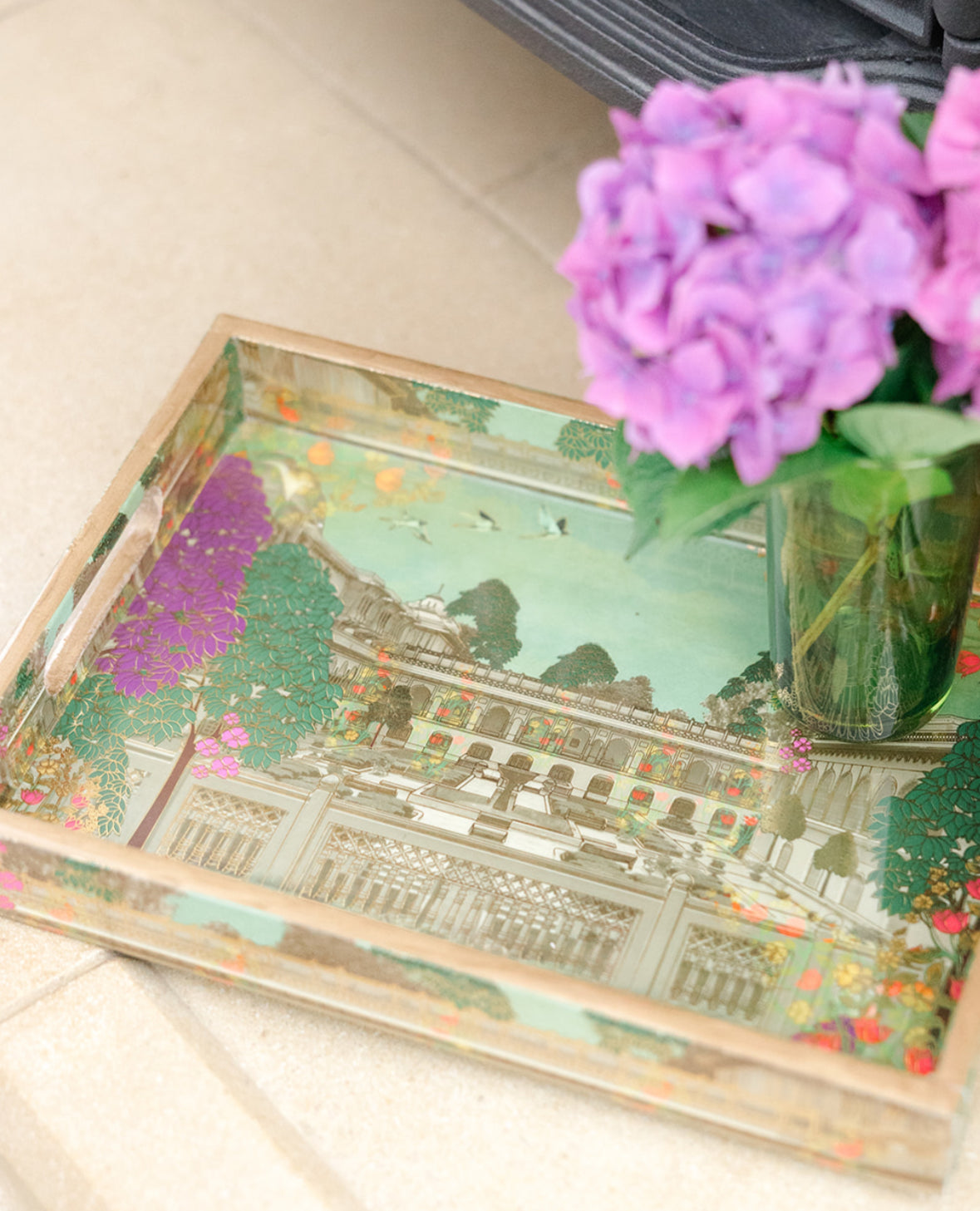 The Courtyard Of Dreams Hamper Tray Set