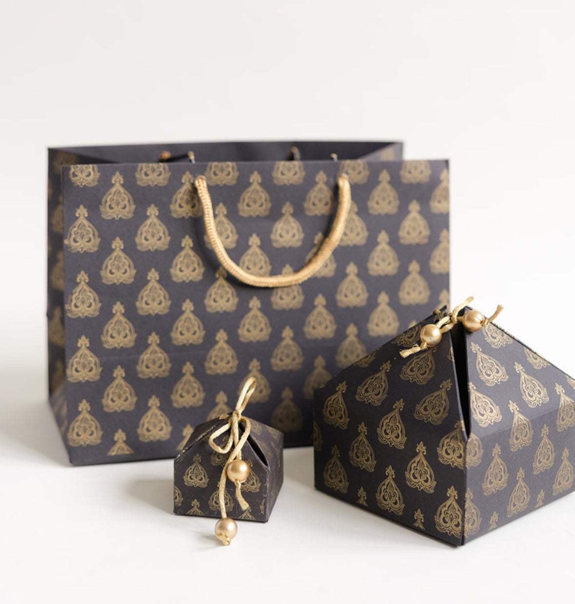 Black Mughal Leaf Empty Gift Box