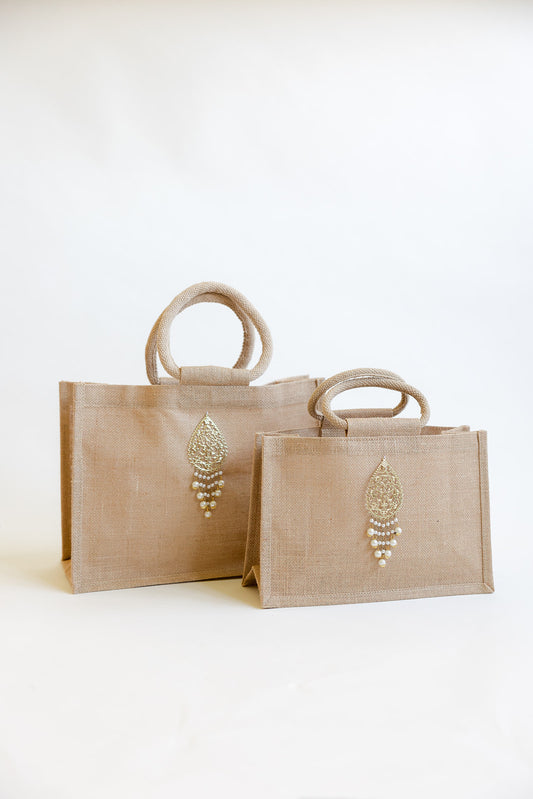 Gift Bag, Jute Bag, Luxury Gift Bag, Beige Gift Bag, Sustainable Gift Bag, Embellished Bag, Heavy Duty Gift Bag, Reusable Gift Bag, Small Gift Bag, Large Gift Bag, Sustainable Gifting Option, Eco-Friendly Gift Bag, Jute Shopping Bag