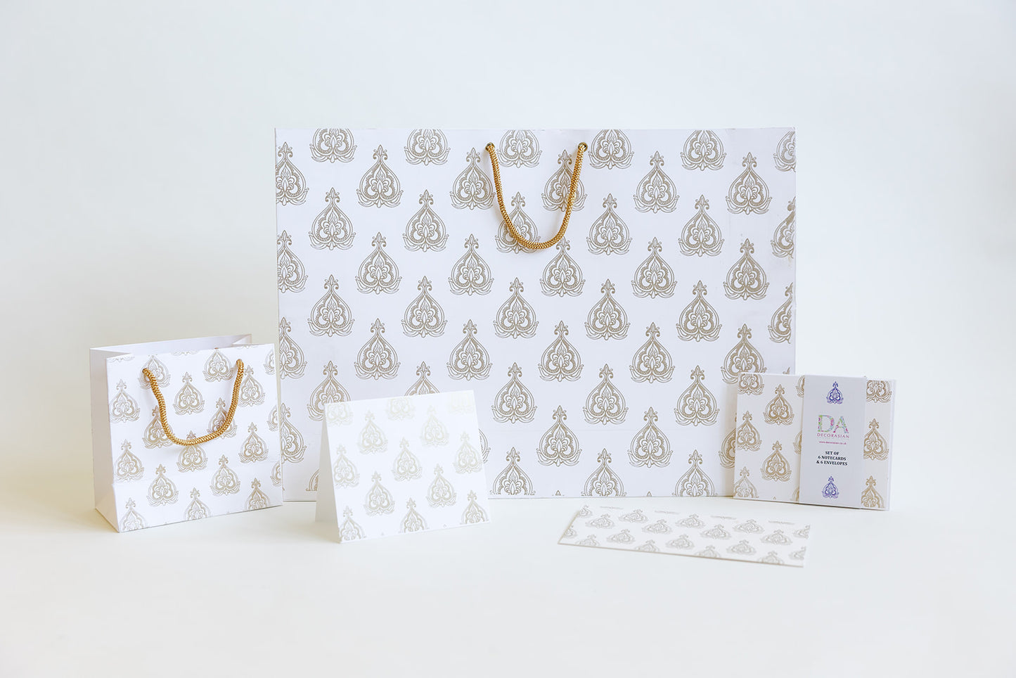 Mini Gift Bag Ivory Mughal Leaf