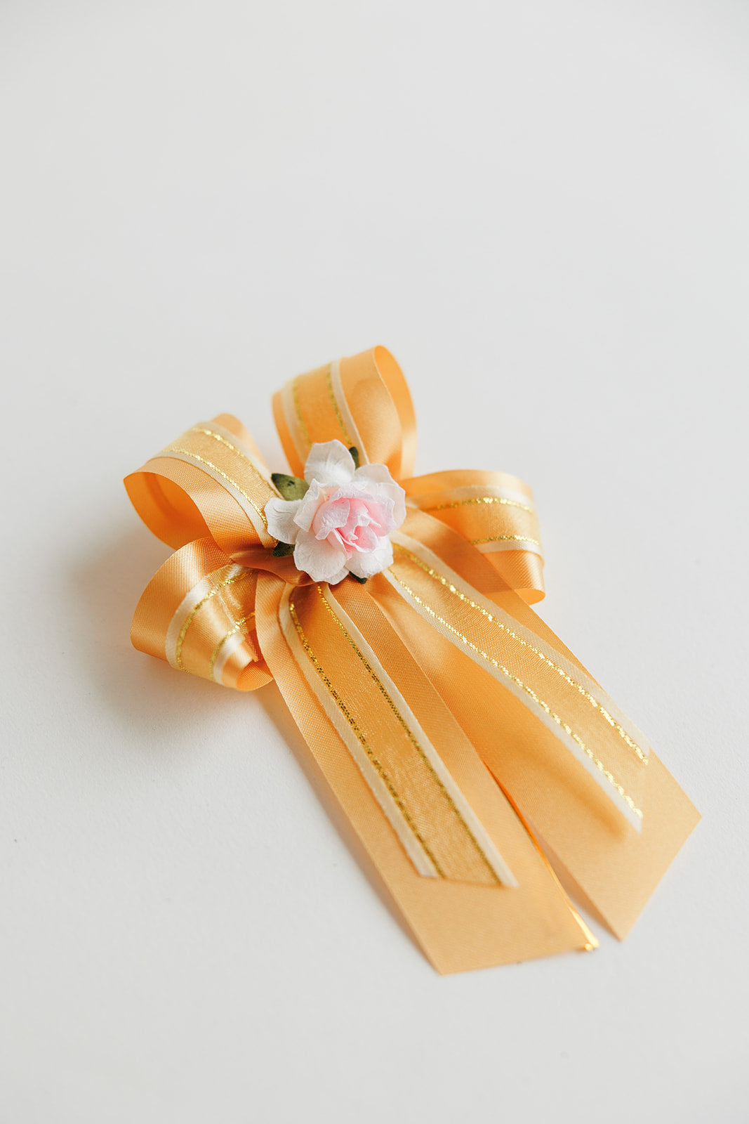 Luxury Gold Gift Bow