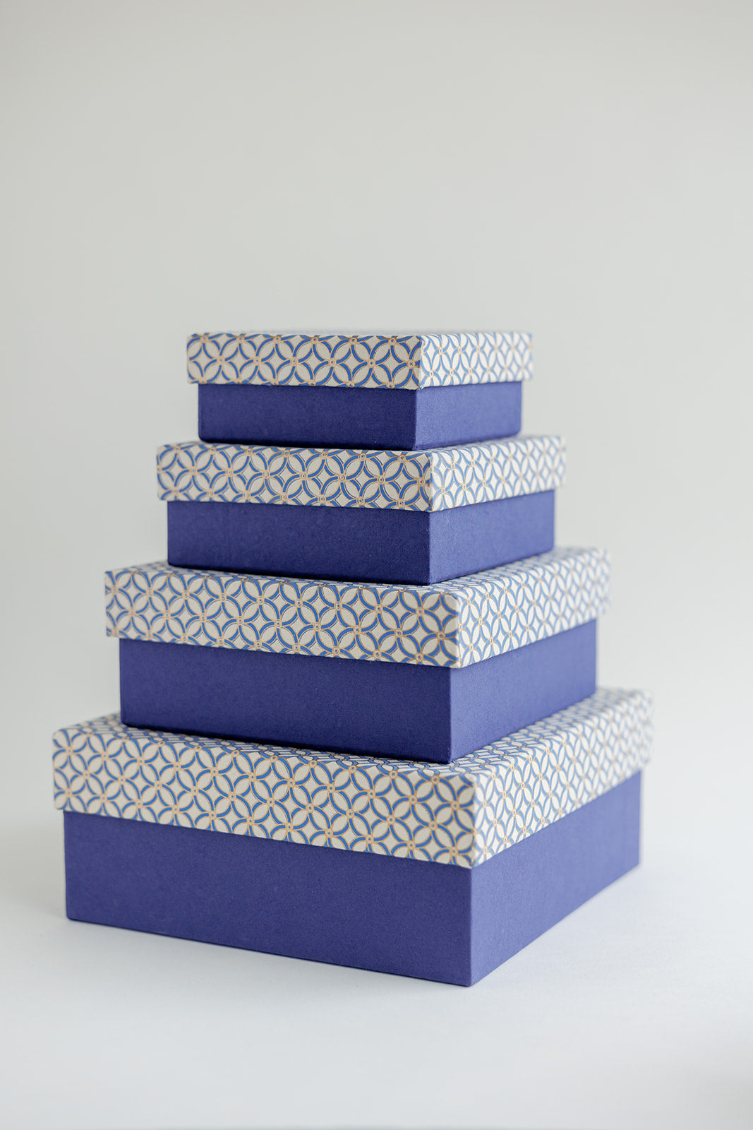 Navy Geo Sqaure Gift Box with Lid Nest Set