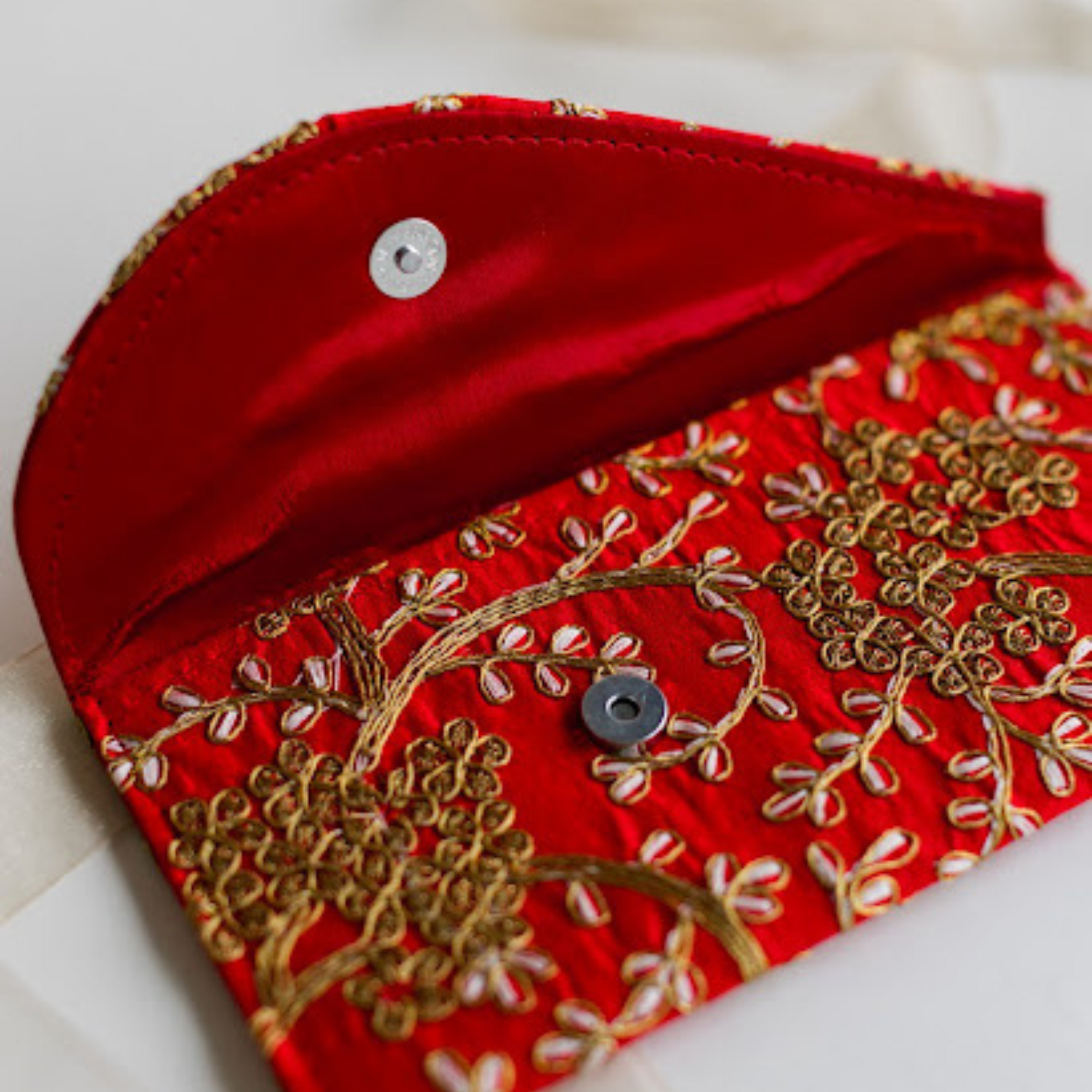 red embroidery shugun india money envelopes