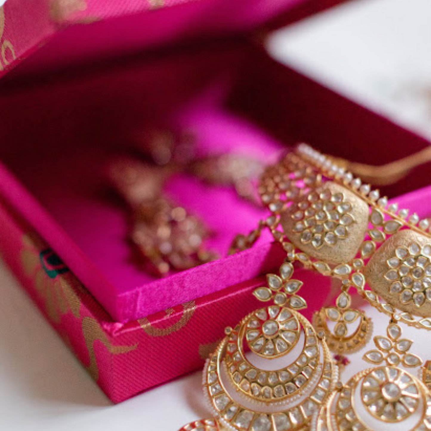 mithai gift box for shugun gifting