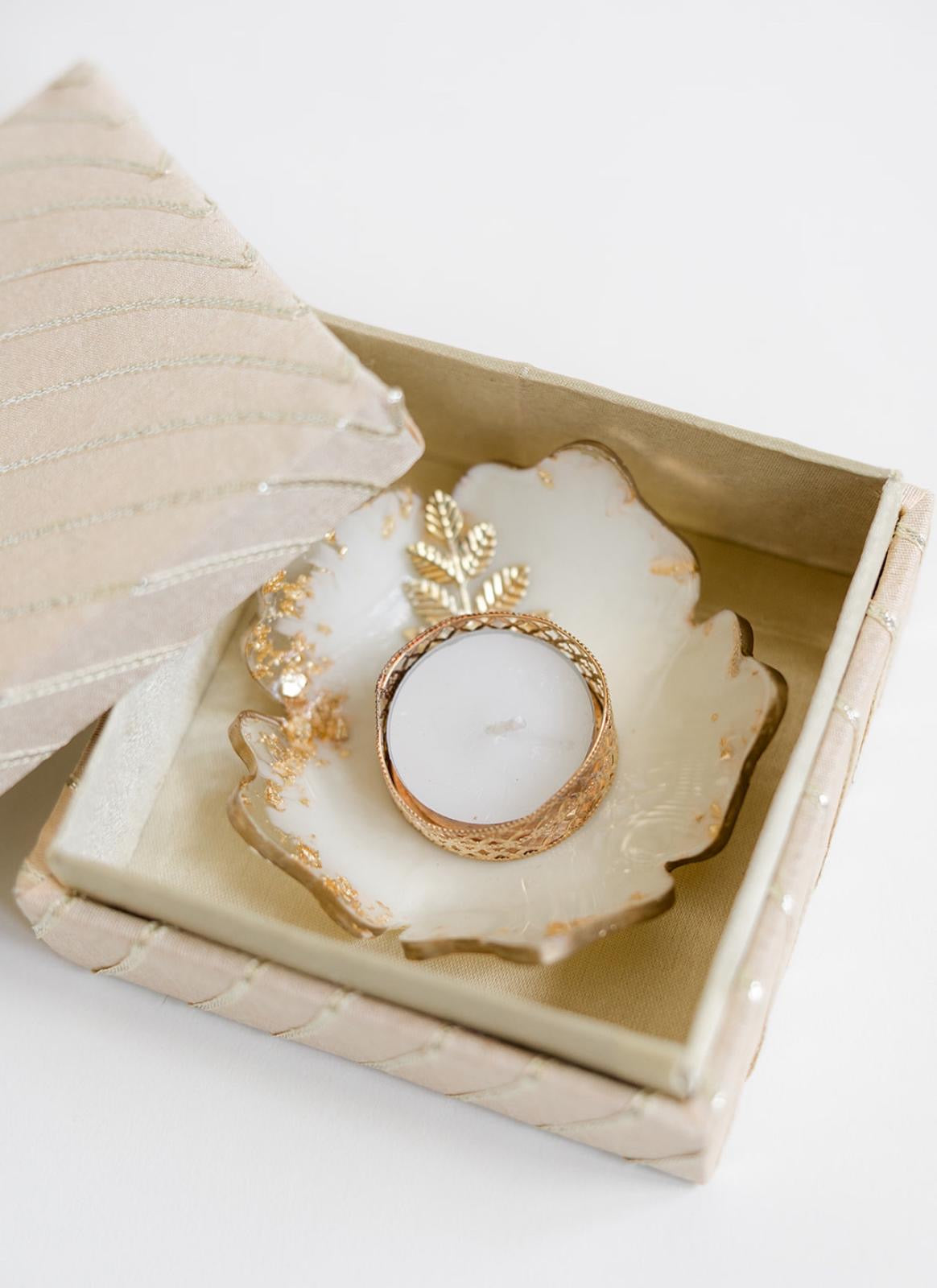 Ivory Diwali Tealight Holder (Classic Gold & White)