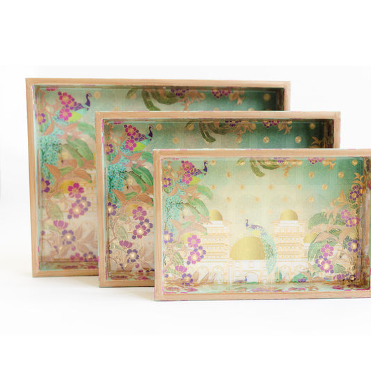 Plumes Of Paradise Hamper Tray Set