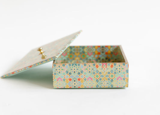 Noor Square Gift Box
