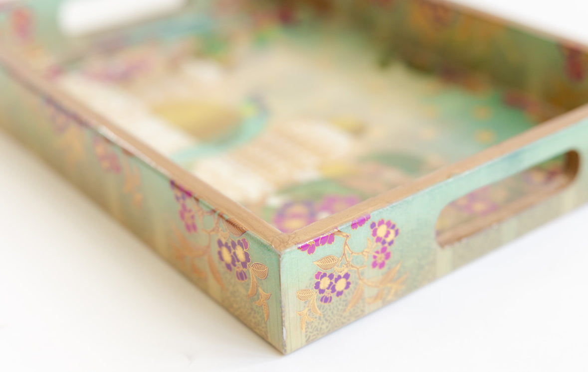 Plumes Of Paradise Hamper Tray Set