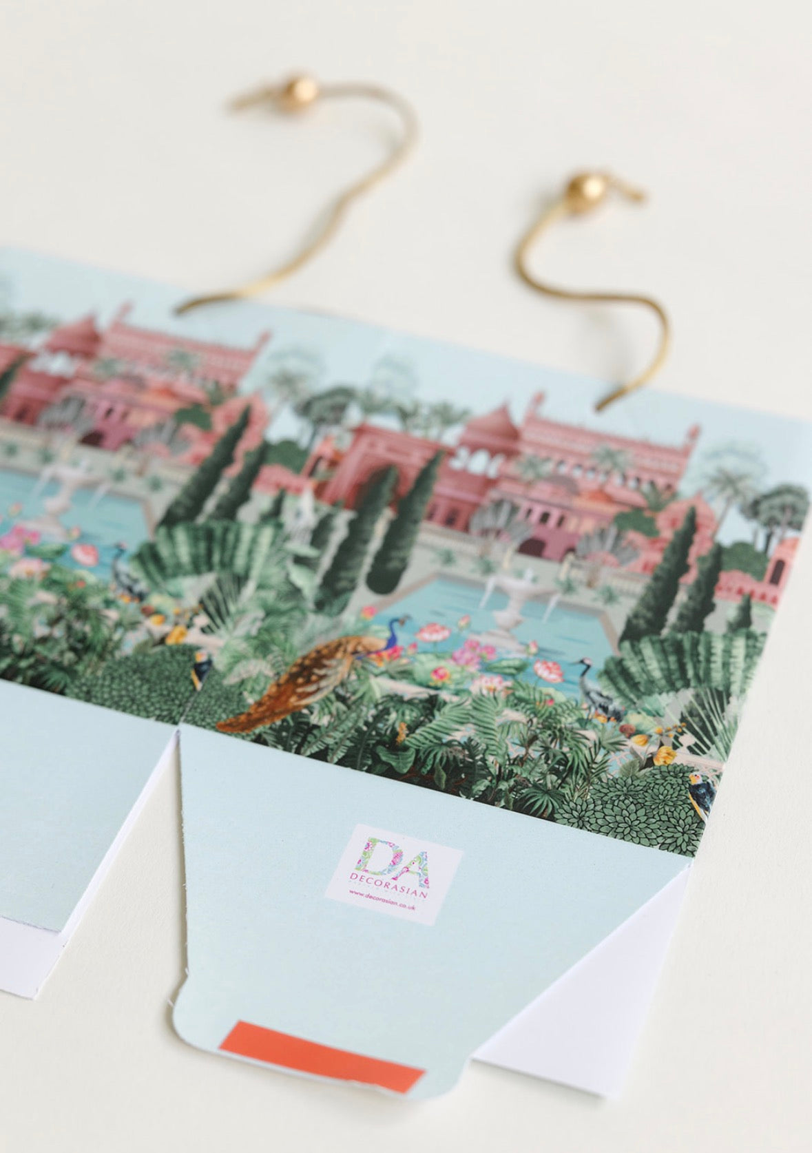 Royal Garden Pyramid Gift Box