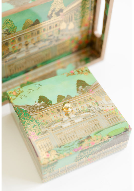 The Courtyard Of Dreams Square Gift Box