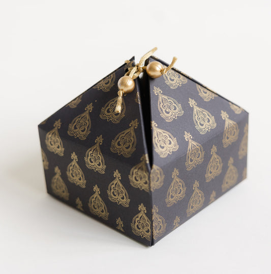 Black Mughal Leaf Empty Gift Box