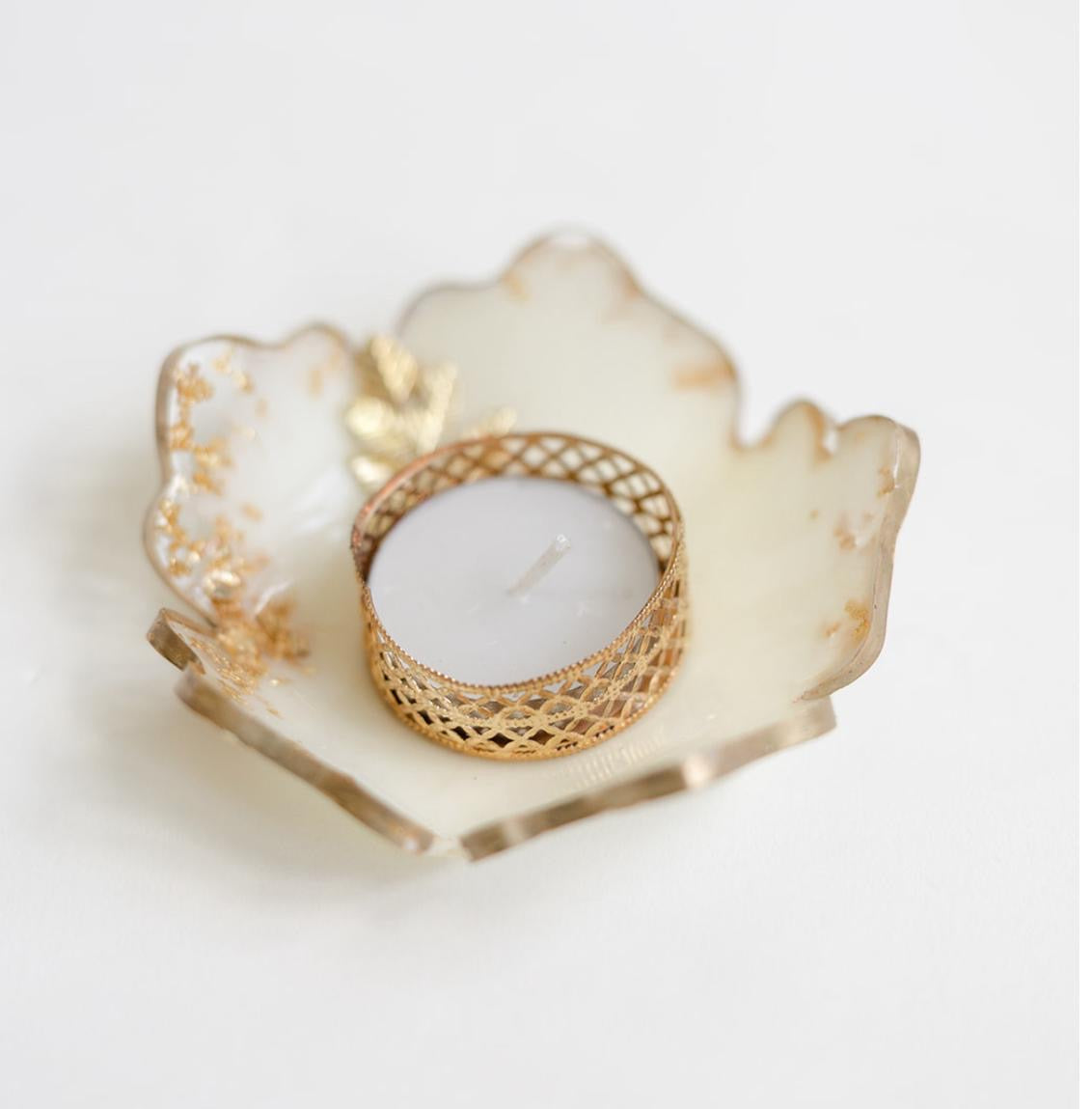 Ivory Diwali Tealight Holder (Classic Gold & White)