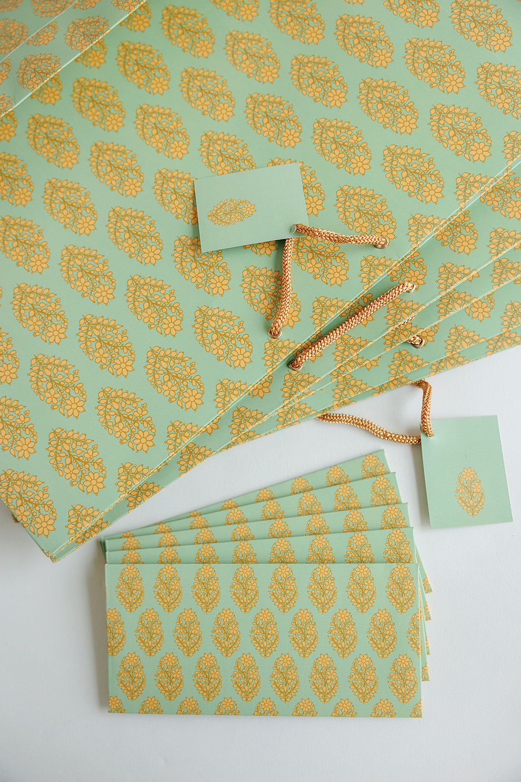 gift bag bulk buy and bundles