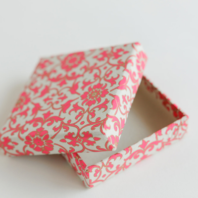 Floral Peach Favour Boxes