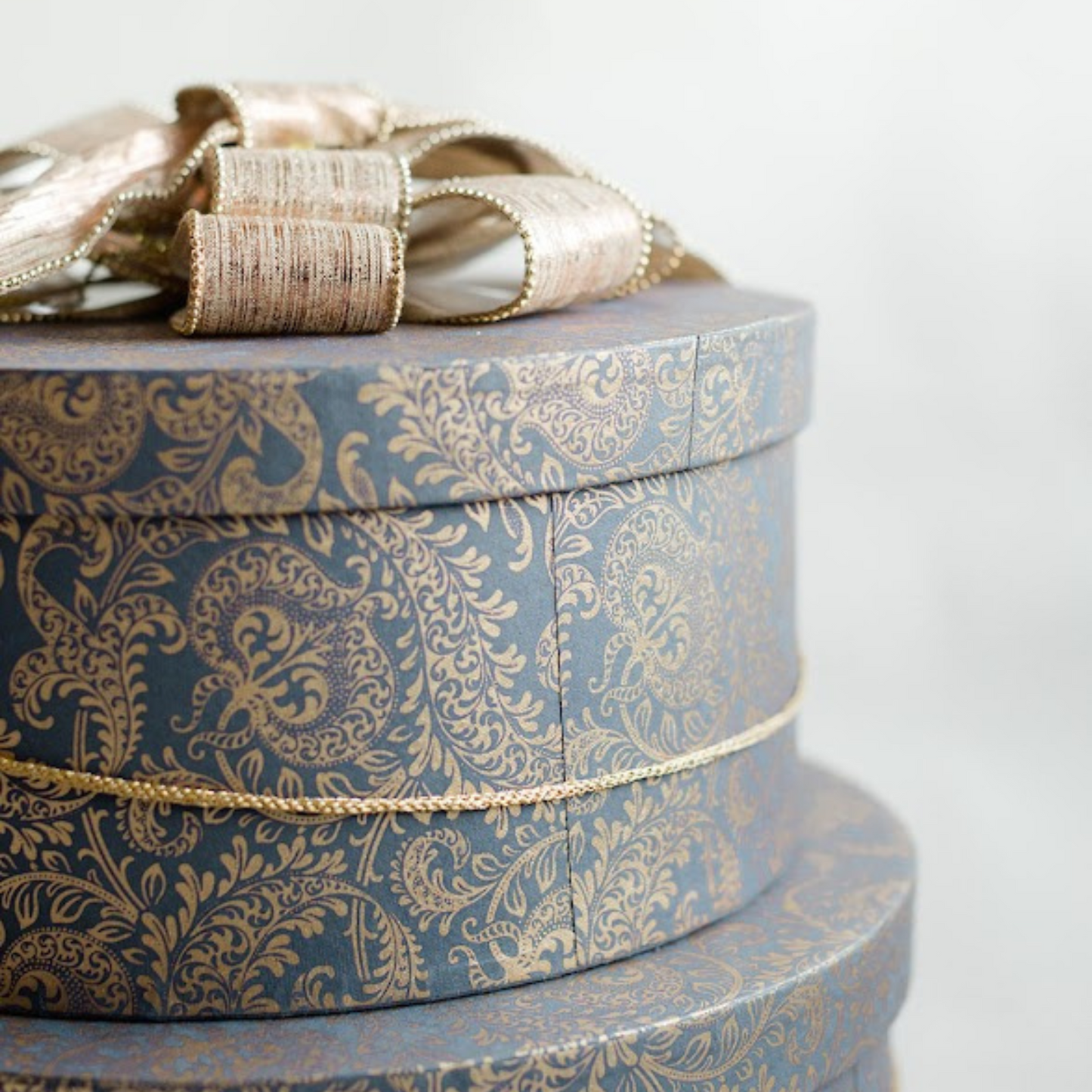 Opulent Round Navy Hat Gift Box Set