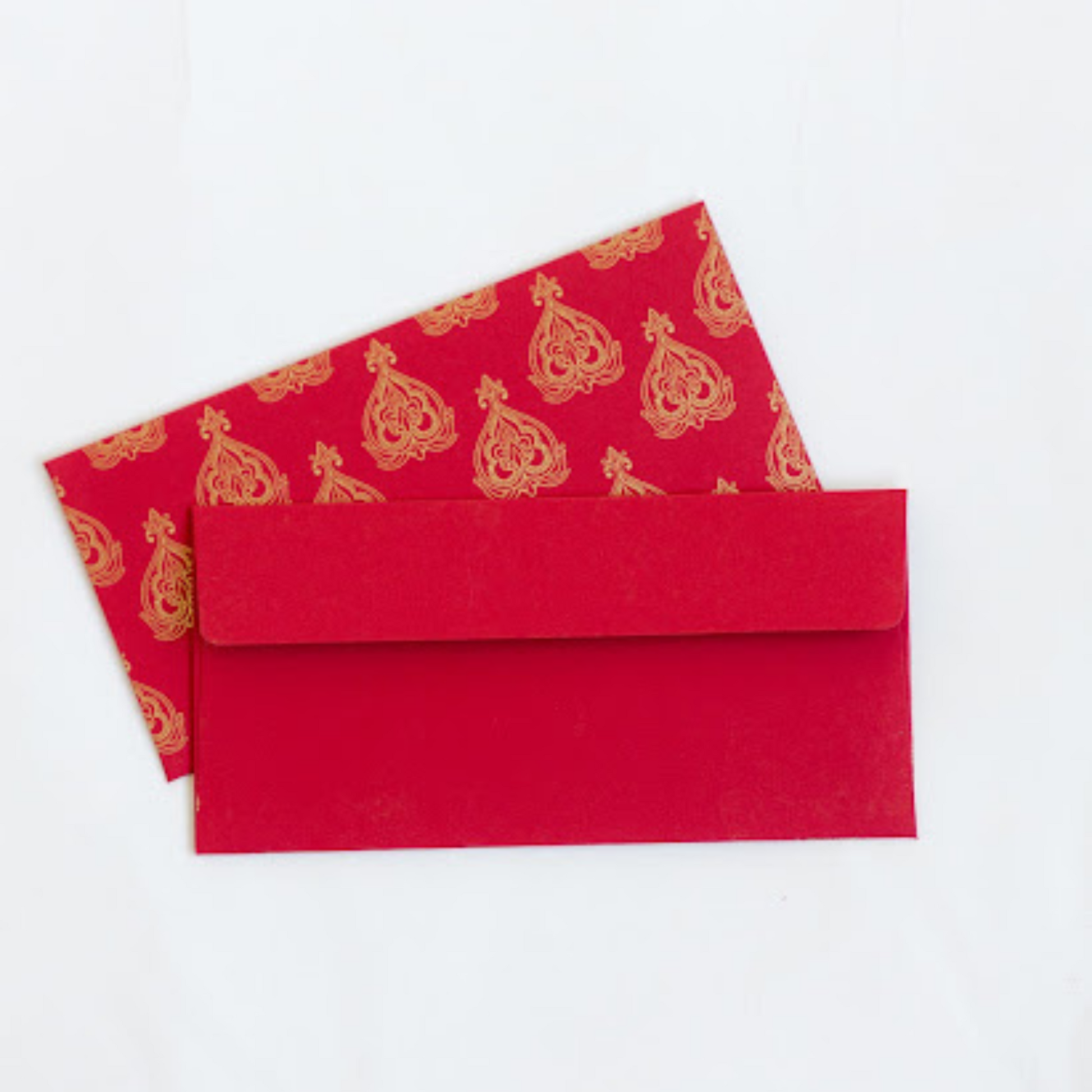 red & gold shugun money envelopes for indian wedding