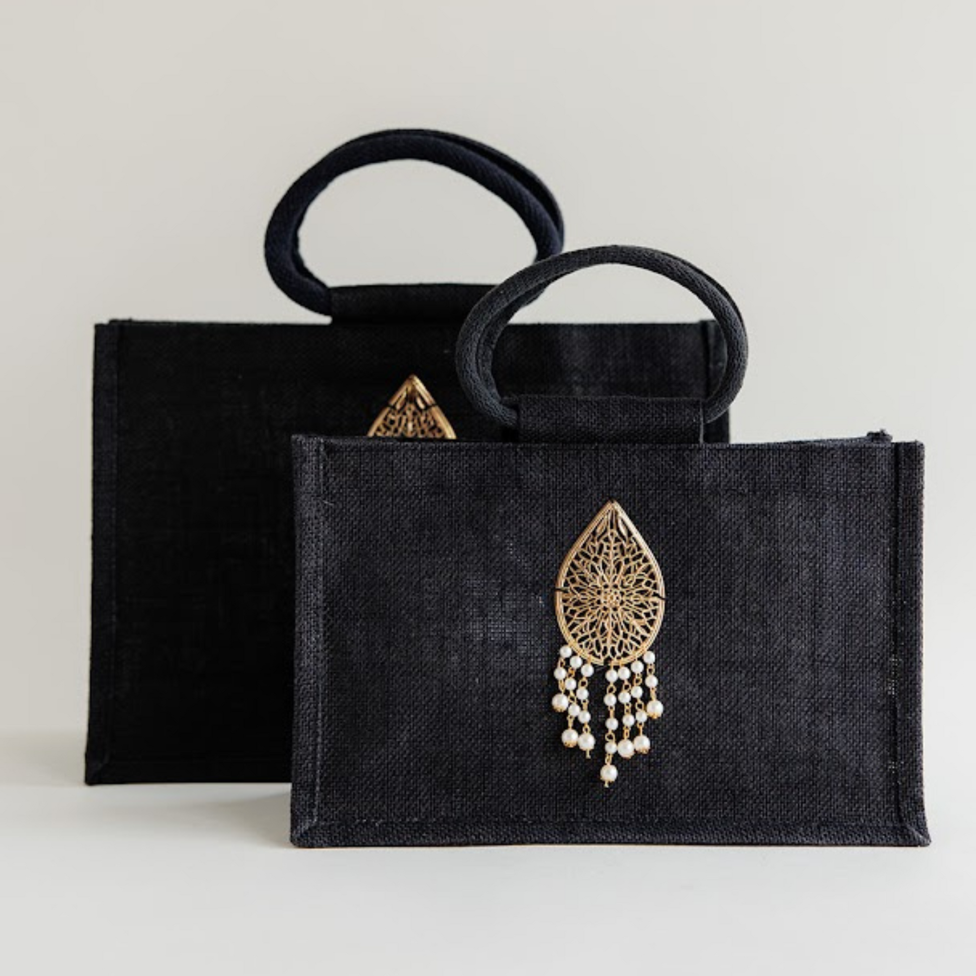 small and large jute backs for luxury gifting
