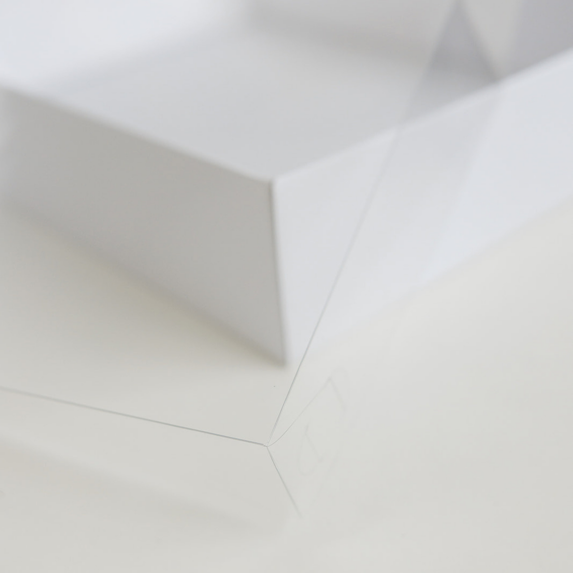 White packaging outlet box